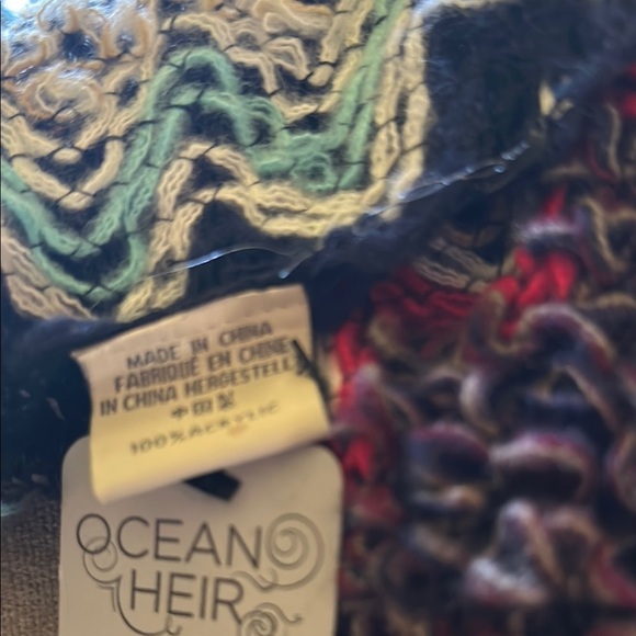 Multicolor Zigzag Patterned Crochet Shaw - Picture 2 of 5